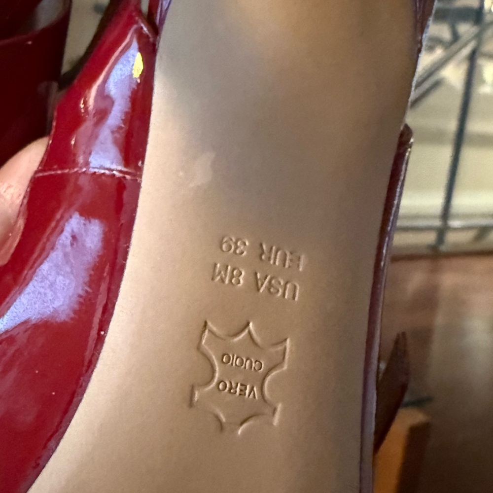30% OFF 🎉 HOST PICK 🎉 Via Spiga Glossy Red Peep-Toe Heels, size 8 - Picture 8 of 9